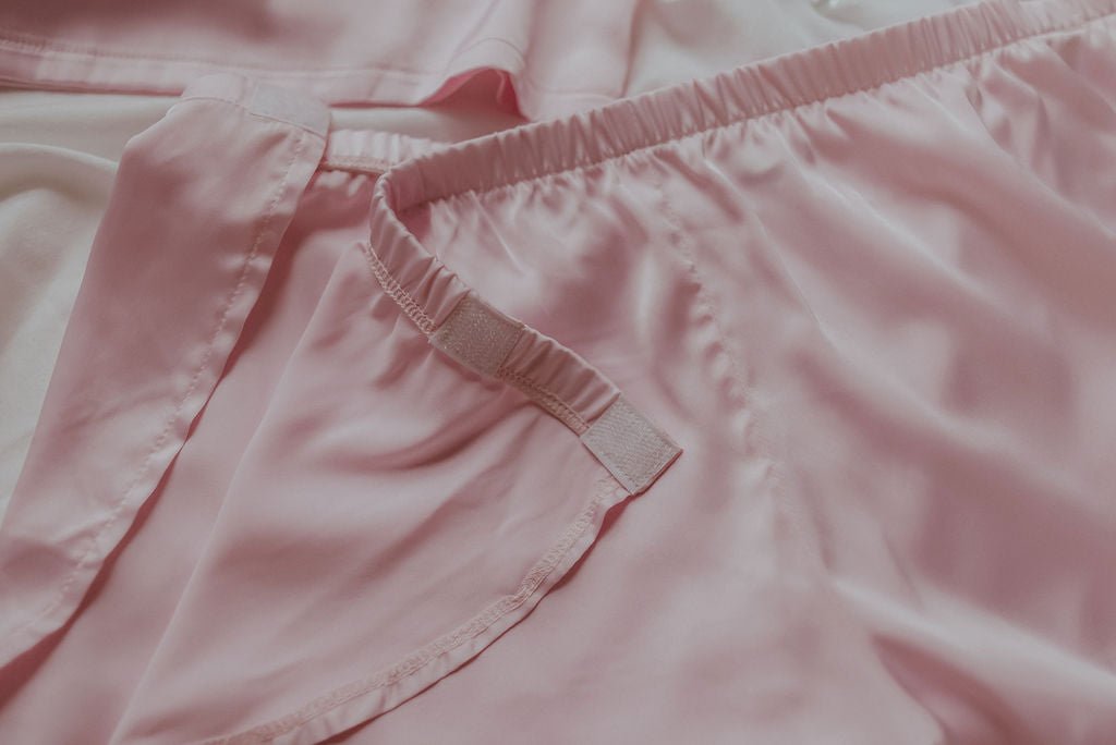 The intimately slumber pj shorts in blush perfect to wear to bed. Soft to the touch and easy to get on and off.